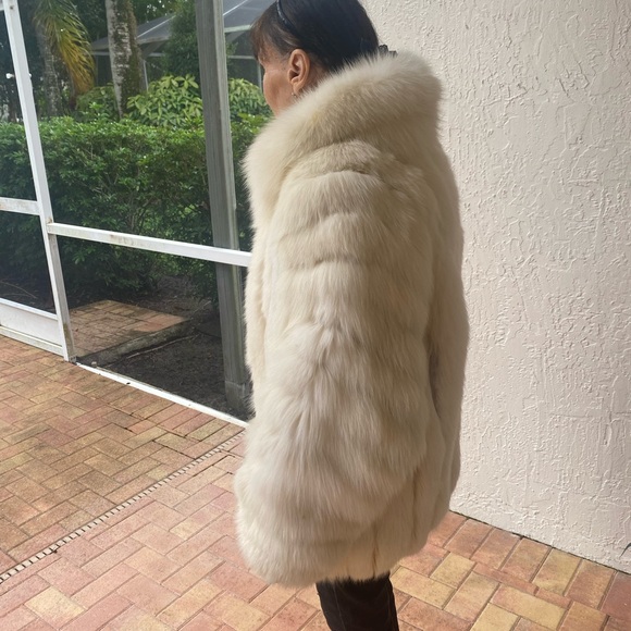 Fox Fur Jacket By Revillon - Picture 2 of 11